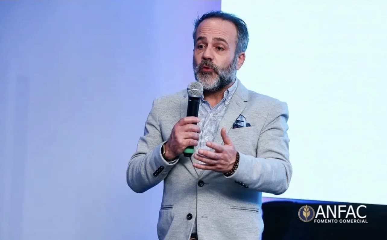 José Manuel Barbosa palestra em evento da ANFAC